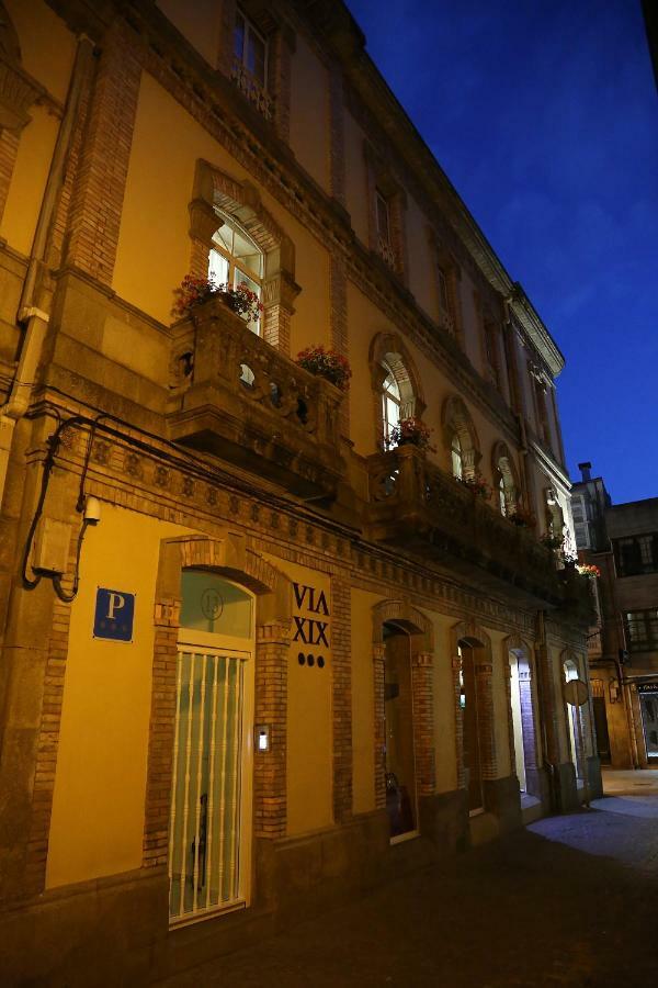 Hotel Vía XIX Caldas De Reis Exterior foto